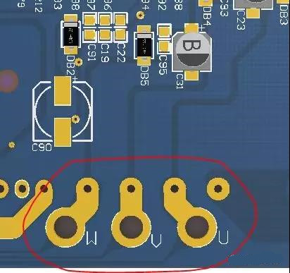 PCB設(shè)計不僅可以將PCB實現(xiàn)為即插即用的插件，而且可以增加焊料的厚度以達(dá)到過大電流的目的。